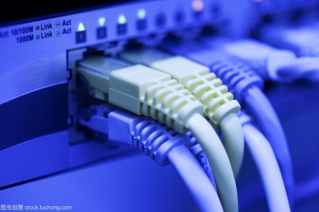 數(shù)字脈動 鏡頭下的計算機網(wǎng)絡(luò)技術(shù)